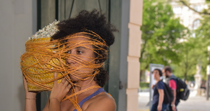 Performance Camilla Rocha Campos WELT KOMPAKT?